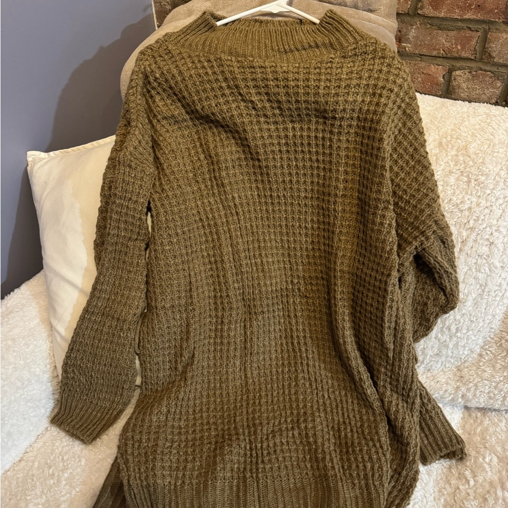 PrettyLittleThing Olive Long Sleeve Dress